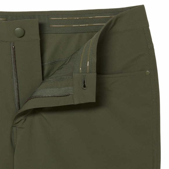 Green NWT Kirkland Signature Men’s‎ 5 Pocket Performance Pant - Picture 6 of 7